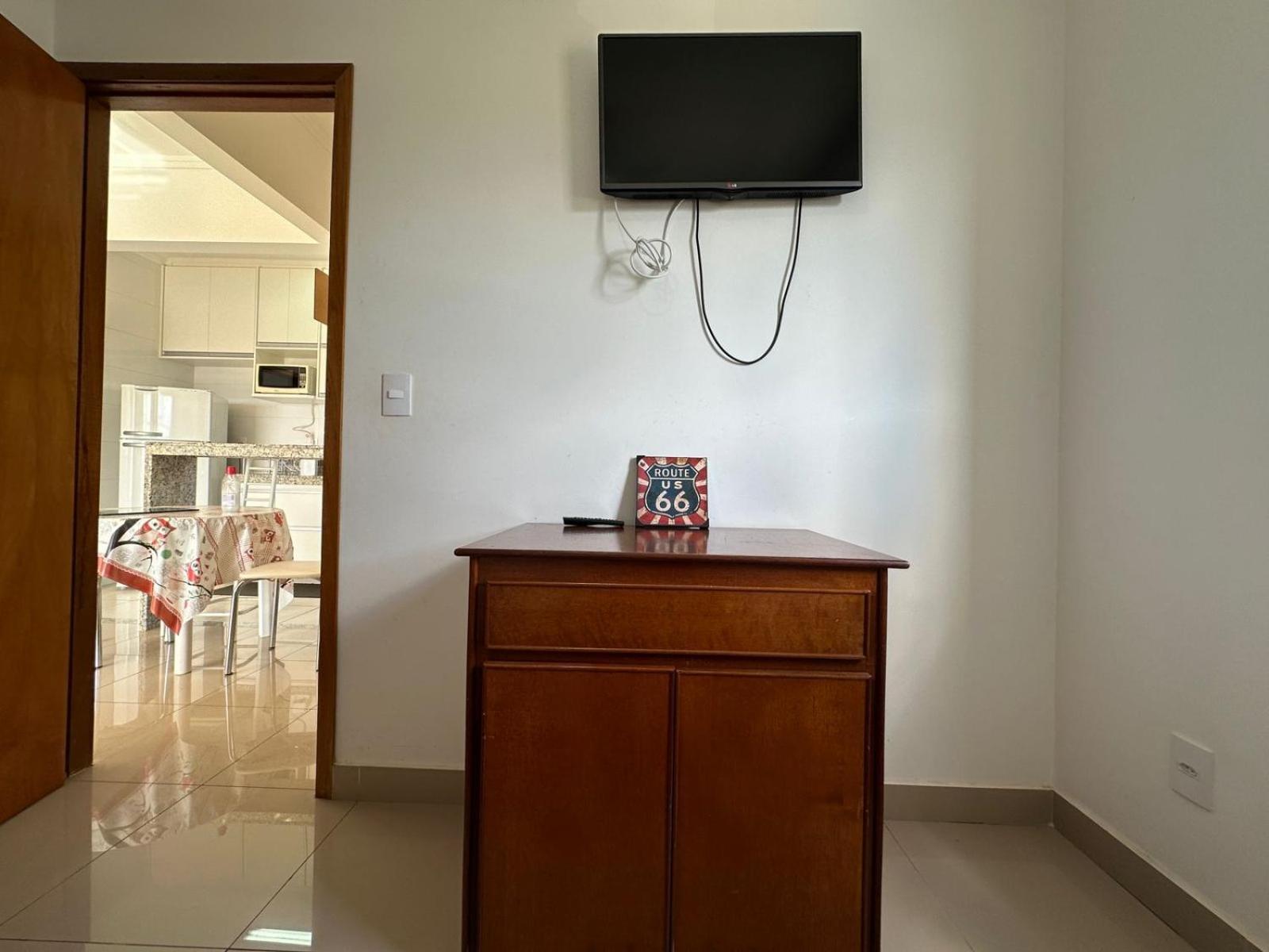ZEUS - MODERNO COM WIFI, melhor Localização,máx 4 São Carlos Exterior foto